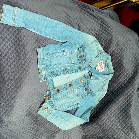 Mossimo Classic Cropped Jean Jacket - Picture 3 of 8